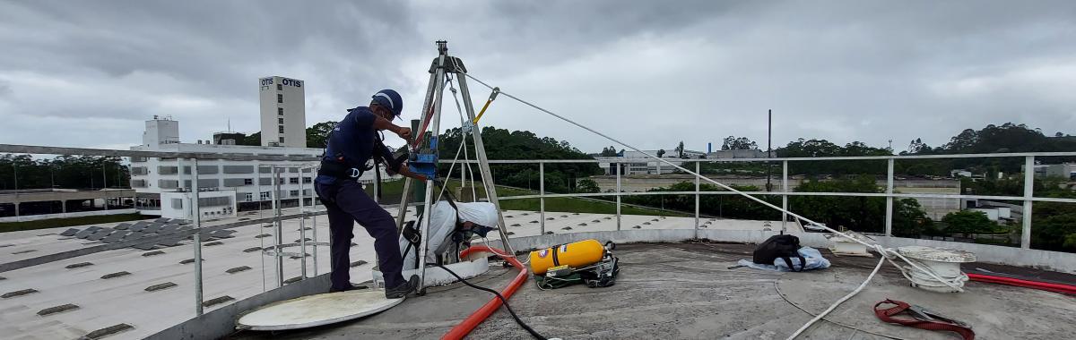 Hidrojateamento De Esgoto