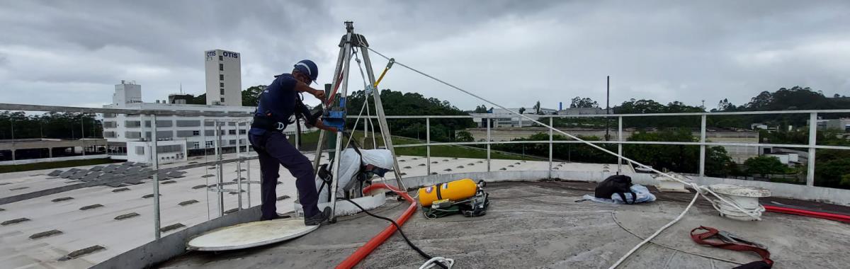 Serviços de Hidrojateamento de Alta Pressão